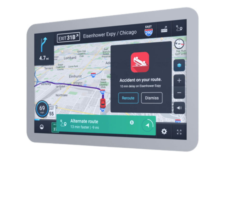 GPS navigation screen displaying a map of the Eisenhower Expressway in Chicago with an alert for an accident on the route and options to reroute or dismiss the alert.